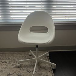 White Ikea desk chair 
