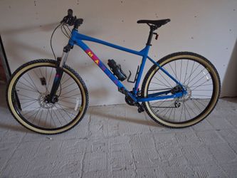 Marin Mountain Bike Blue Hardtail