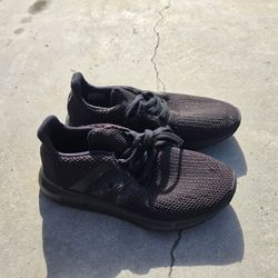 Adidas Swift Run Shoes size 5