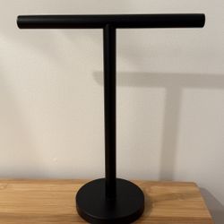 Towel holder stand 