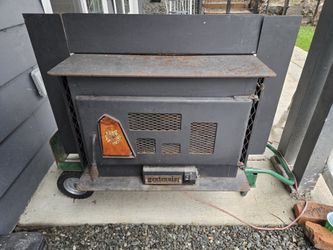 Fireplace Insert 200dollars In Good Shape Not Used Alot