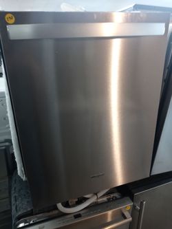 Whirlpool stainless steel dishwasher with stainless tub - Free delivery