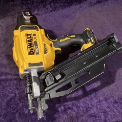 🧰🛠DEWALT 20V XR Brushless  21° Cordless Framing Nailer(Tool-Only)-$245!🧰🛠