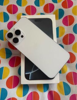 iPhone 16 Pro Max 256 gb Only Cricket 10/10