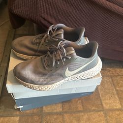 Nike Shoes Men Size 11