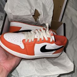 Air Jordan 1 Low OG starfish 
