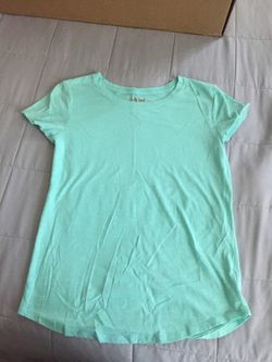 Girls cat and jack shirt 👚 new without tags