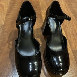 Ladies Black Thick Heel Shoes