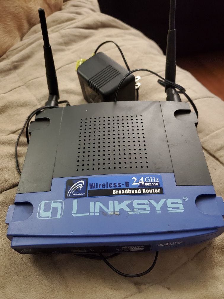 Linksys Wireless-B 2.4 GHz Broadband Router