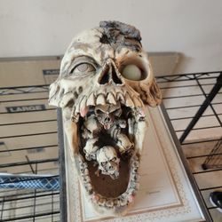 Vintage Skull Fountain
