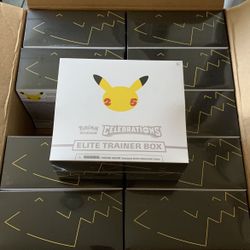 Pokémon Cards Celebrations Elite Trainer Box ETB