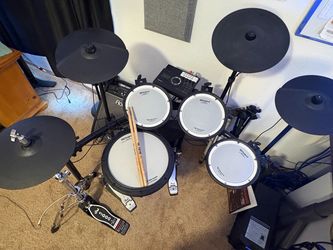Roland V-Drums TD-17 electronic / digital drum kit