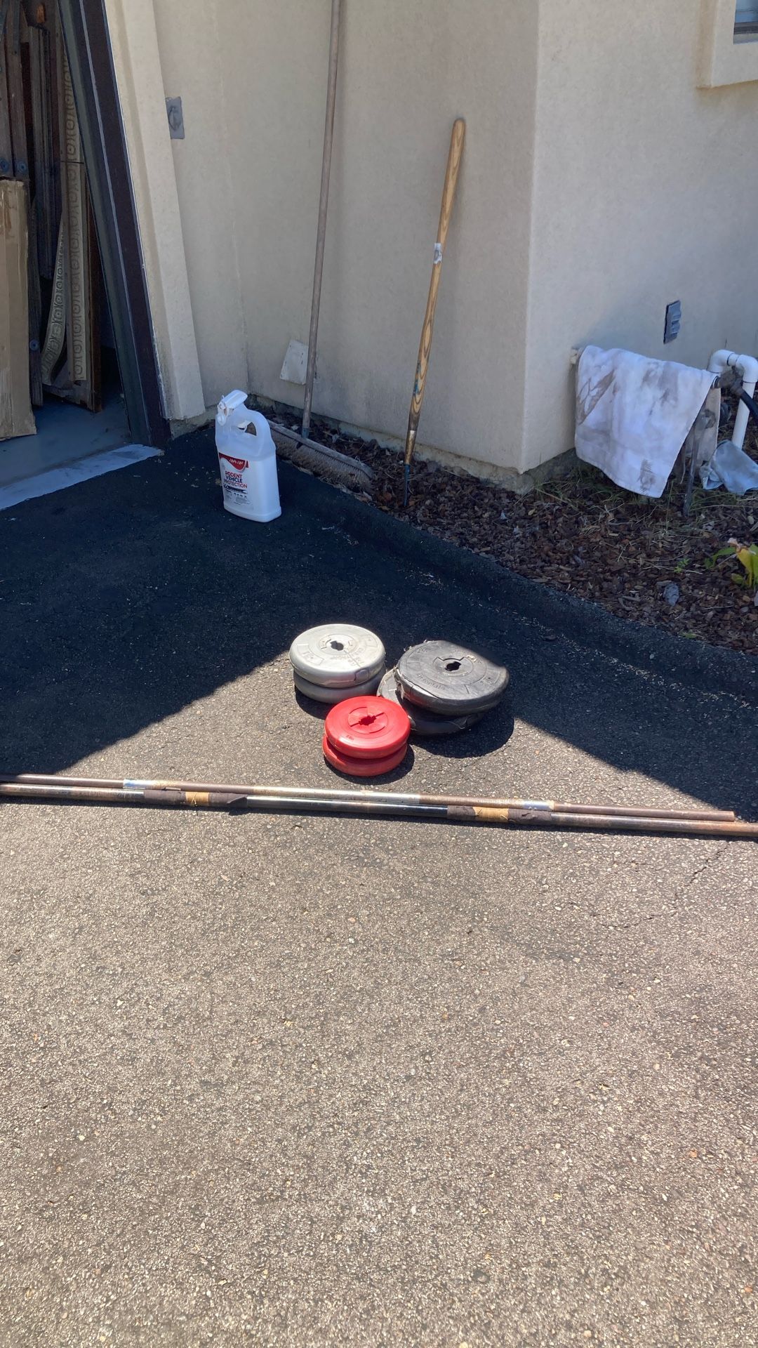 Weights $10