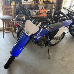 Yamaha 230 Dirtbike