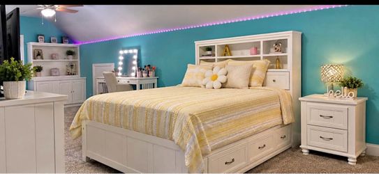 White Wood Bedroom Furniture Set
