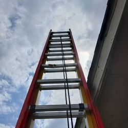 Werner 32ft Extension Ladder 