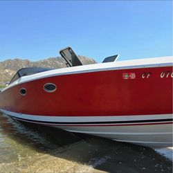 1989 33 foot Donzi steal!