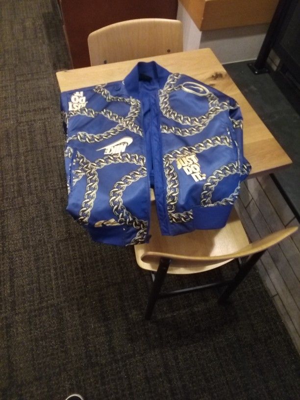 Nike bomber jacket