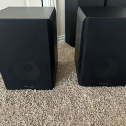 Thonet And Vander Bluetooth Speaker