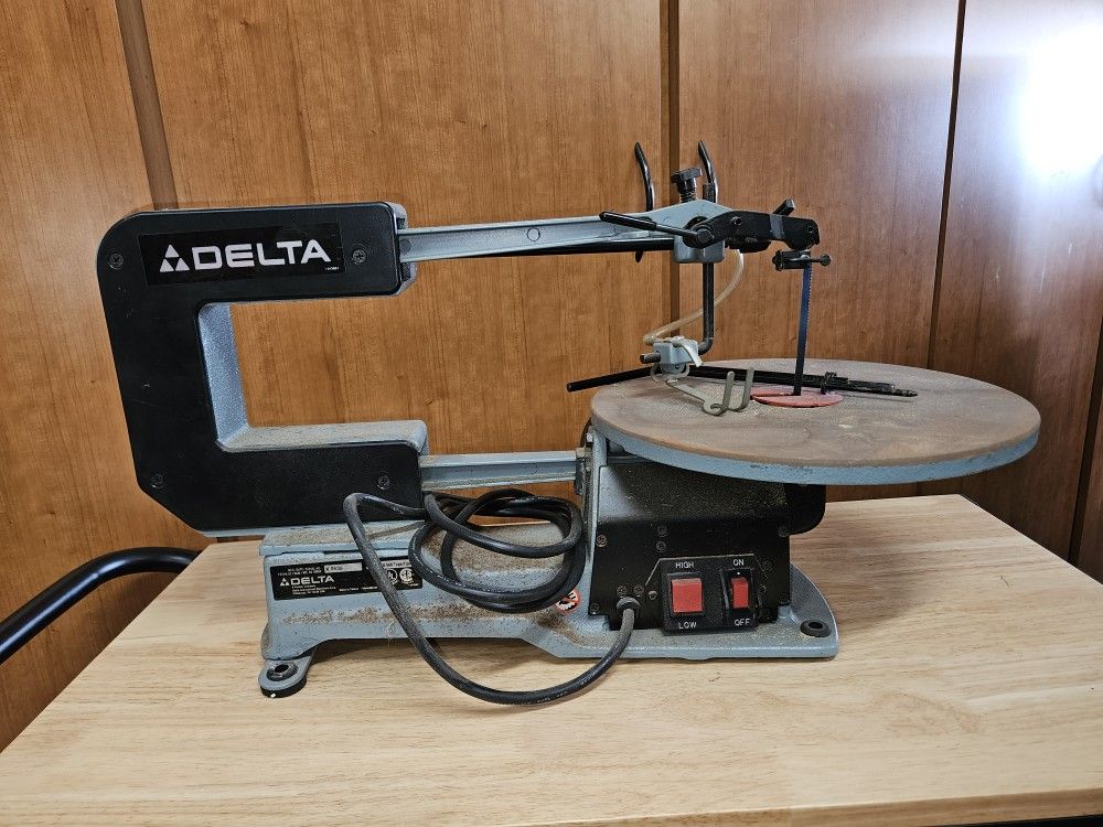 DELTA Scroll Saw