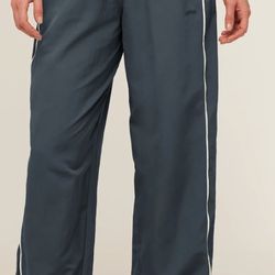 New- Gymshark To From Pants (joggers)