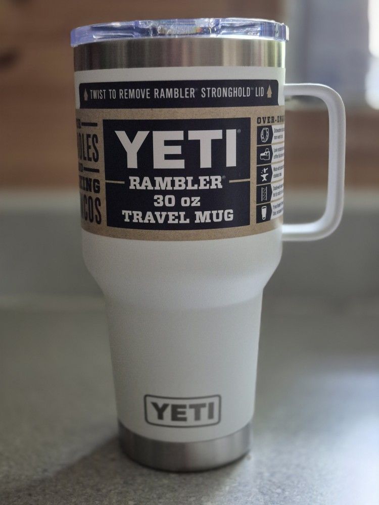 YETI RAMBLER ( WHITE)