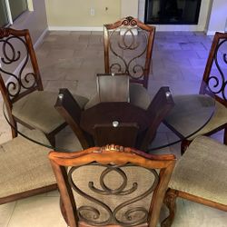 Dining Table With 6 Chairs 
