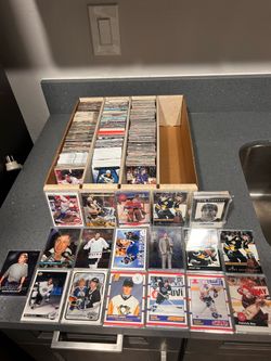 2500+ Hockey Card Collection