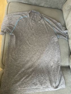 Lulu lemon tshirt
