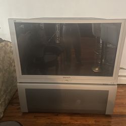Panasonic Projection Tv 2004 Model 