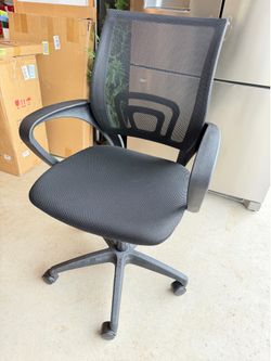 Ergonomic Mesh Office  Chair ,- New open box