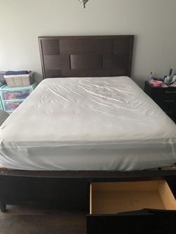Queen Bedroom Set (bed frame, Dresser, Nightstand