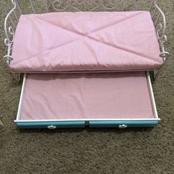 Doll  Bed