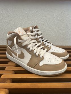 10.5 Jordan 1 Mid Tan Gum