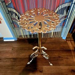 Vintage solid brass accent table or plant stand, Ornate Top Dragon Cabriole Legs 28"×11.5" 