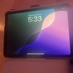 10th GEN iPad with Case & Apple Pen