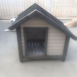  Small Wood Dog House TLC 91406