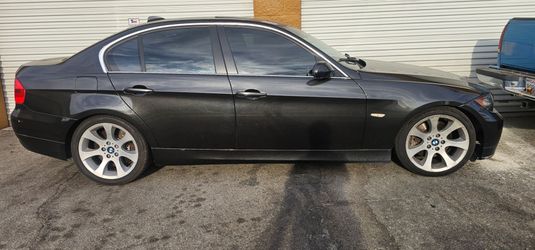 2006 BMW 330i Base L6 3.0L DOHC