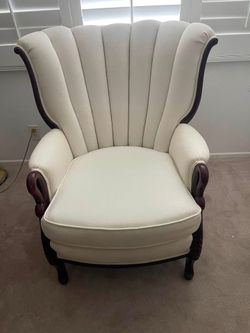 Moving sale