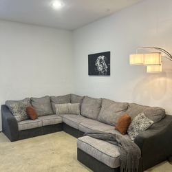 Sectional Couch 