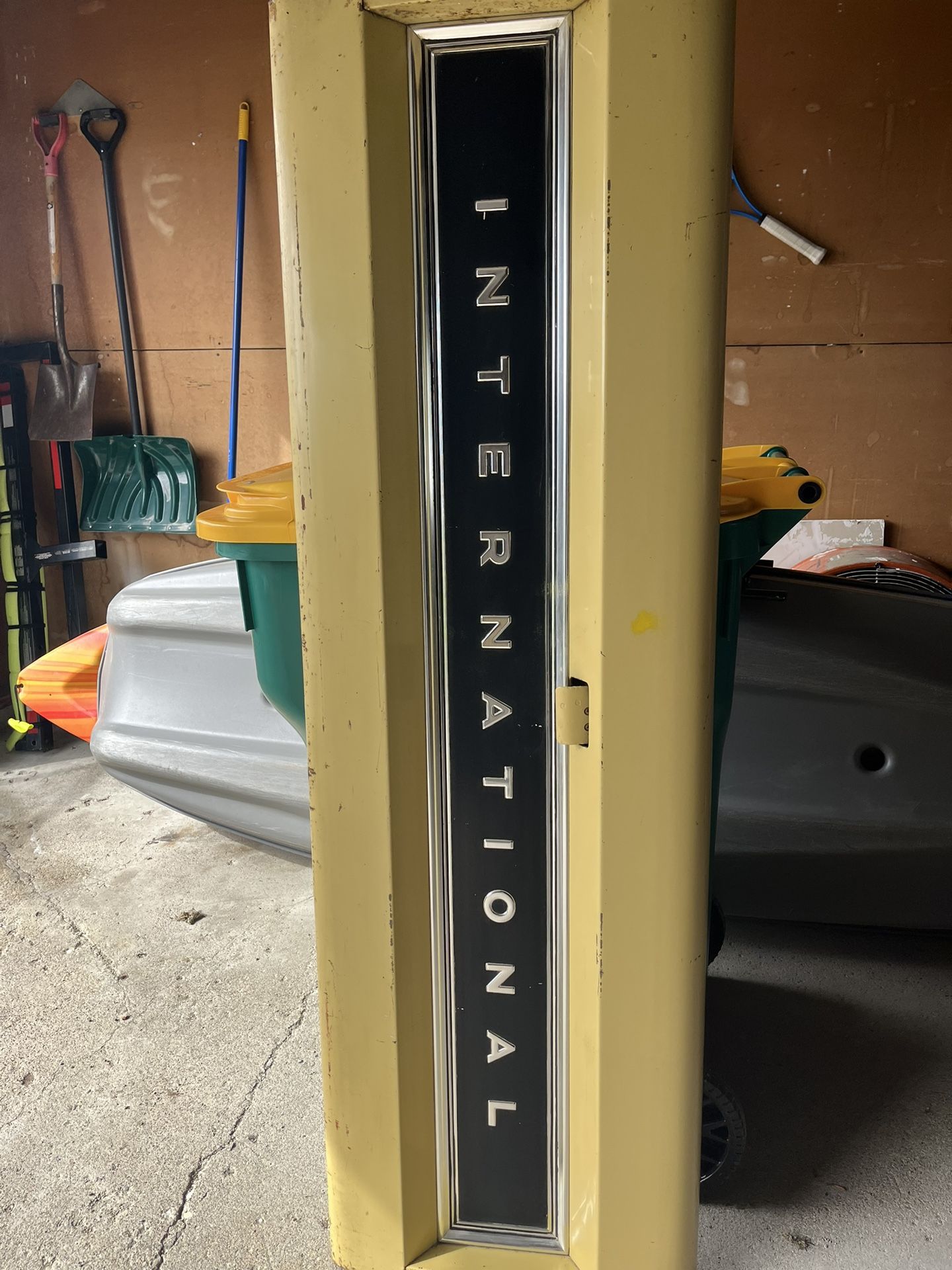 Ultra Rare International Tailgate