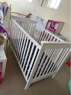 White Toddler Baby Crib