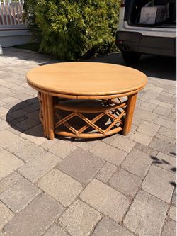 Rattan table
