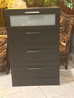 Dresser Black