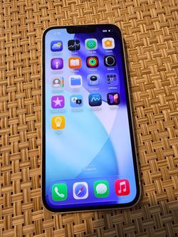 iPhone 14 unlocked