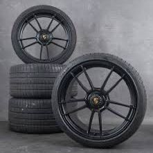 2022 Porsche GTS Center Lock Wheels & Tires- NEW