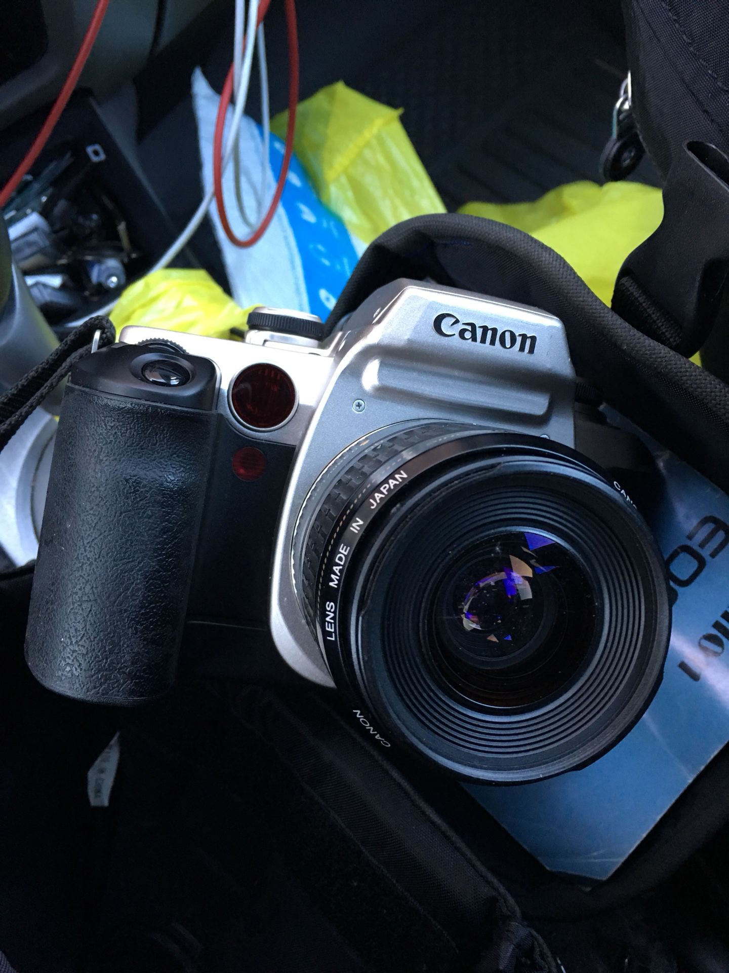 Canon Made in Japan (SLR FILM camera) -Not Digital,needs film