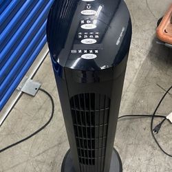 Oscillating stand fan No Remote