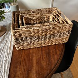 (4) Nesting Baskets 