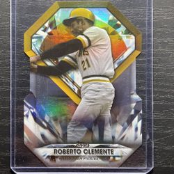 2022 Topps Diamond Greats Die Cuts Platinum Hologram Roberto Clemente Baseball Card #24